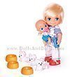 Barriguitas pap� y beb� dando de comer a las mascotas